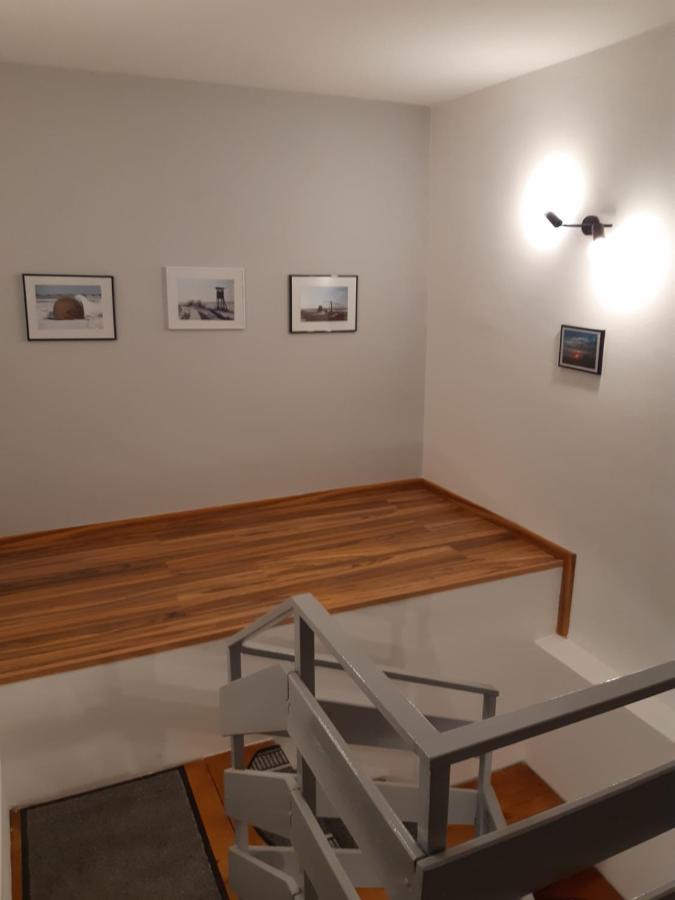 Lang Apartment *