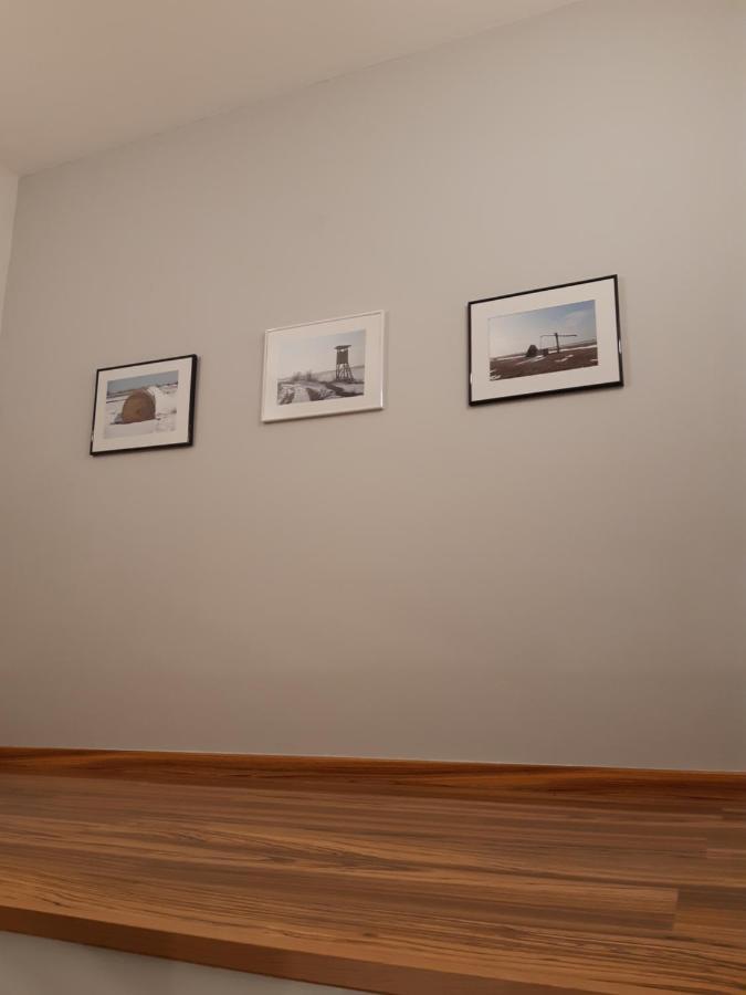 Lang Apartment *